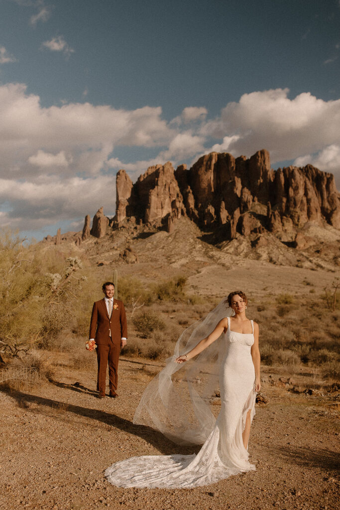 Bridal portraits in the Arizona deser